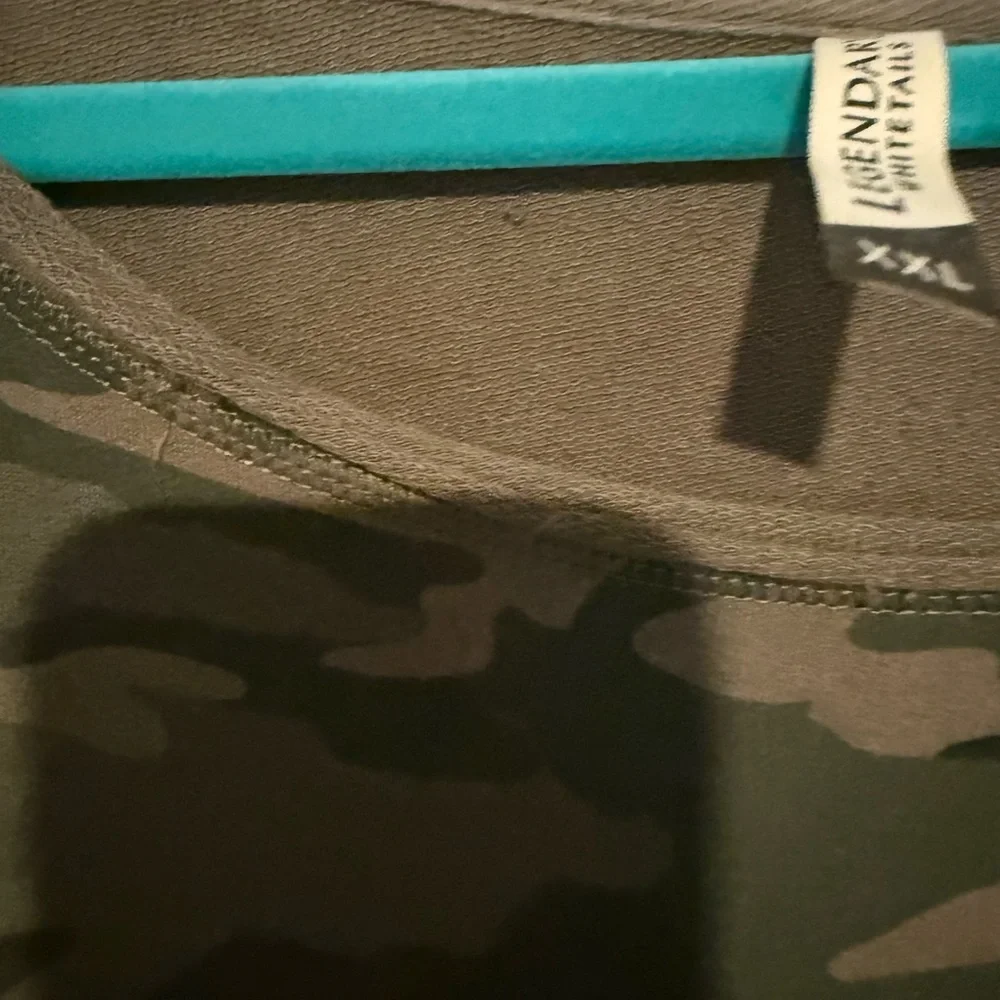 Legendary Whitetails Olive Camouflage Tee - Picture 3 of 5